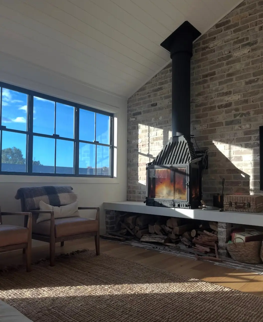 Inbuilt fireplace installation